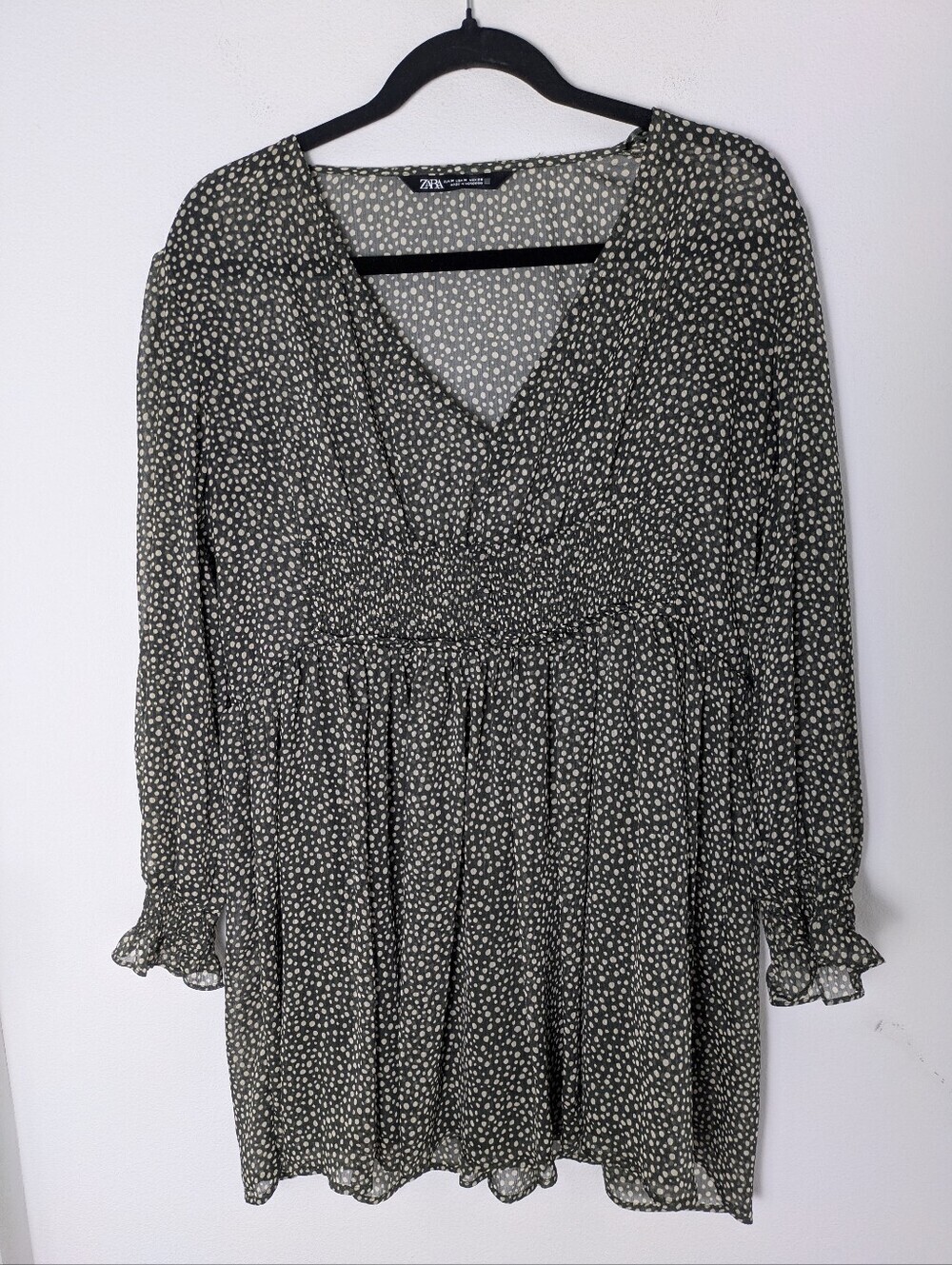 Zara Chiffon Sheer Long Sleeve Mini Dress Size M Khaki V- Neck Fit & Flare EUC